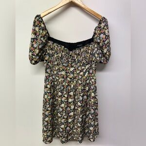 Storia  Floral Dress Size M